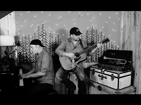 Marc Martel (featuring Ron Block) - What Child Is This? のサムネイル