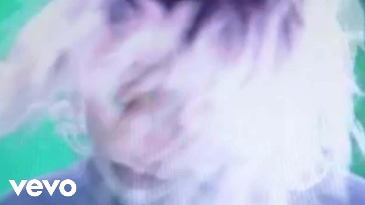 Crystal Castles - Char