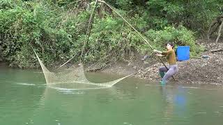 Fishing Videos: The Surprising Results of The Young Girl's Fishing Techniques On Rivers and Lakes