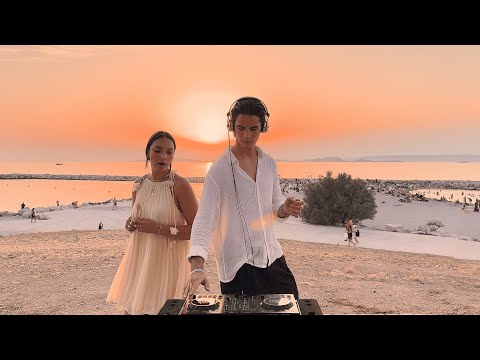 Groovy house｜ Deep house mix with golden hour in Marseille by Deus.