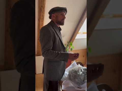 Consegnato a Reinhold Messner il secondo scarpone del fratello Günther morto 54 anni fa in Pakistan