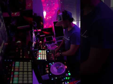 Dj Raul Soto & Miguel Serna - Close to me vs Clublandes -  World Of Love