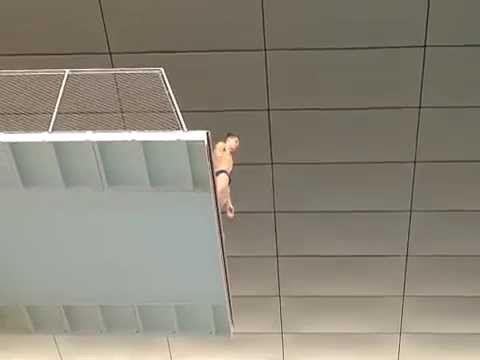 Timo Barthel nearly a perfect dive 307c 10m
