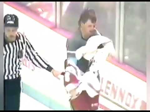 Rivalität zwischen Joey Kocur und Jay Miller (alle 3 Runden)