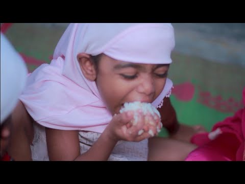 Nasheed mpya pendwa video full HD Muswarrif na watoto wake akisoma nashed WALI HARAGE hi nitamu sana