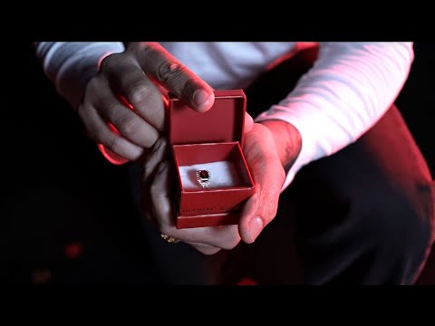 Eazy-Baby - DOUCEMENT (clip officiel)