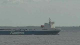 preview picture of video 'RO - RO Fährschiff FINNKRAFT vor Gotland'