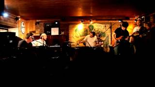 Eggnoise "Oh, Marion"