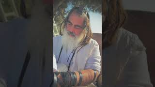 הרב שלום סבג - שיעורי וידאו - הרב שלום סבג – אֲזַמְּרָה לֵאלֹהַי בְּעוֹדִי ✨