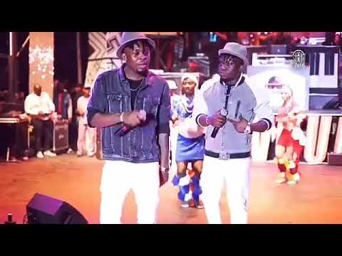 Flavour X Umu obiligbo Awele live performance