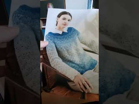 Aktuelle Maschenwelt Veronika Hug und Woolly Hugs Year Socks mit japanischen Mustern