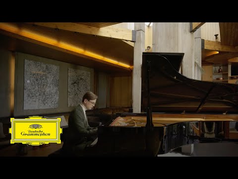 Víkingur Ólafsson – Bach: Goldberg Variations, BWV 988: Var. 1 (Official Music Video)