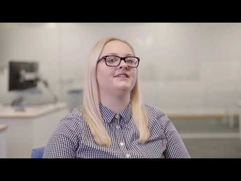 My journey from apprentice to specialist at DSV – hear my story