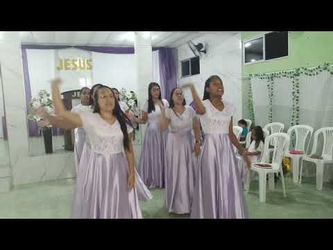 Chegando e Vencendo ( Grupo De Gesto Ungidas De Deus) Ruthe Daynne