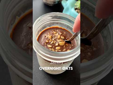 Healthy No-Bake Snickers Protein Bars