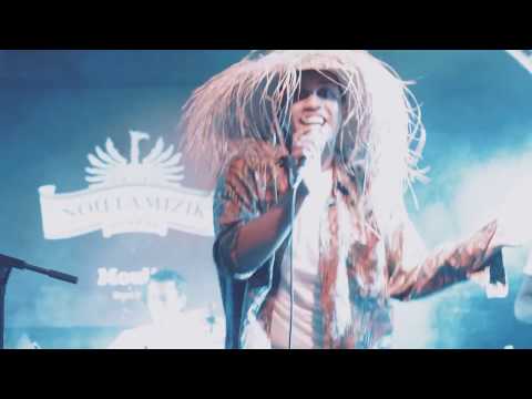 Sega Dan Blouse by Cadenza Por Lwi by light 2016