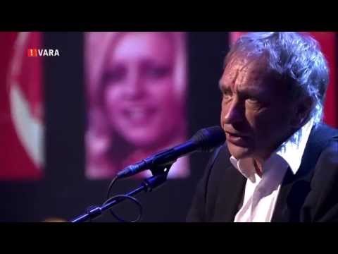 Alex Roeka - Huilen is voor jou te laat (DWDD Guilty Pleasures)