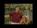 Sesame Street Buenos Dias Song