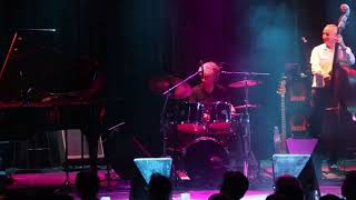 Download lagu Gerd Schubert & Christoph Steinbach & Myra Maud & Daniel Ecklbauer Blues for Brumadinho mp3
