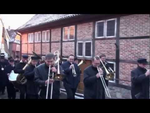 Schipperhöge Lauenburg 2009 - 9.Teil - Umzug - Hohler Weg