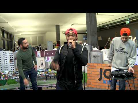 Max Urban & ZeDe covern Justin Timberlake "Not a bad thing"