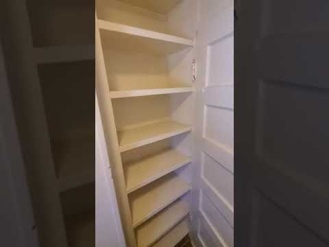 Cozy 1 bed 1 bath Near Park and Olympic College property video