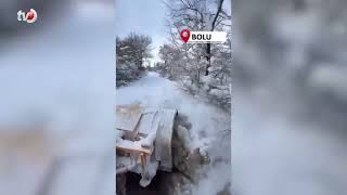 Bolu’da Kardan Kapanan 191 Köy Yolu Ulaşıma Açıldı