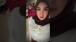 Download lagu tiktok goyang #jilbab #goyang #hijab #wanitaberhijab mp3 Download lagu tiktok goyang #jilbab #goyang #hijab #wanitaberhijab mp3