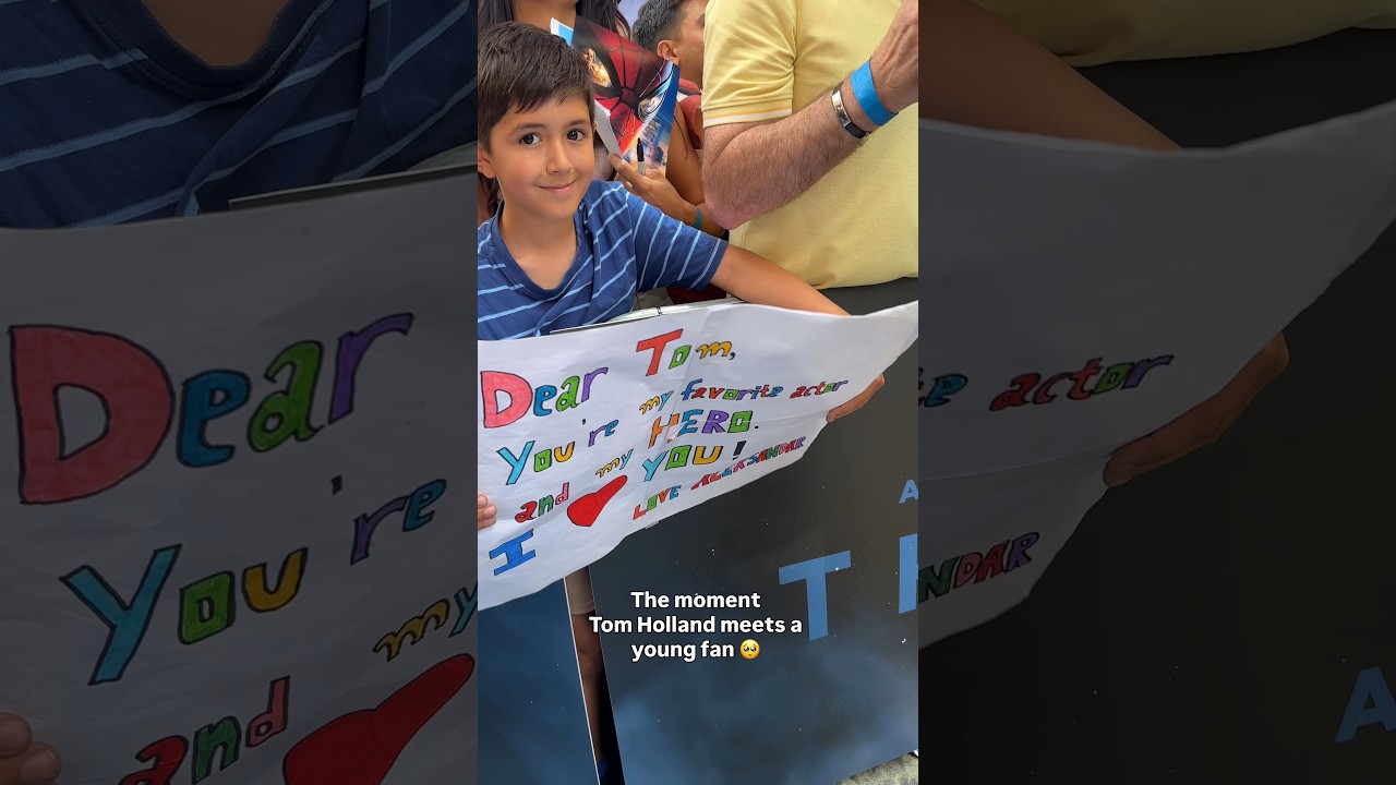 Miniature de la vidéo A moment between Tom Holland and a young fan. du film L'Odyssée