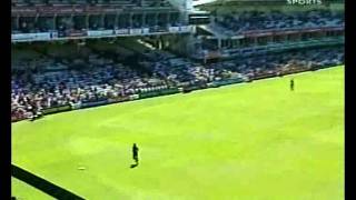 Andrew Symonds 104* vs Pakistan - 2004 Lords