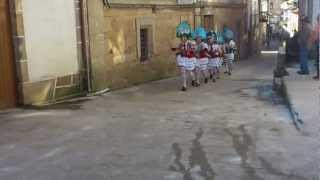 preview picture of video 'Peliqueiros de Laza 2012'