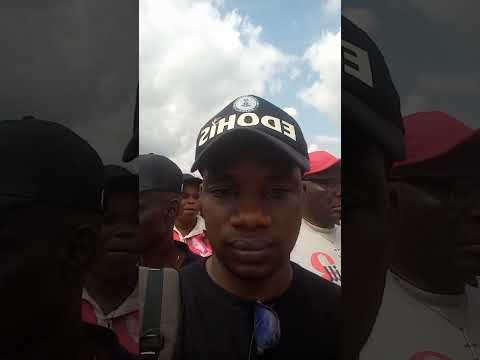 Tour Alaghodaro com o Governador do Estado e Chefe do Estado-Maior do Exército