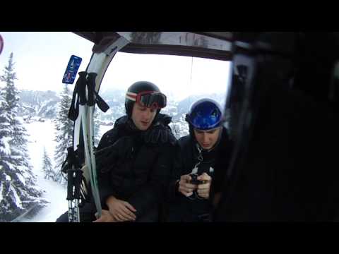 Baptiste et Guillaume dans les oeufs