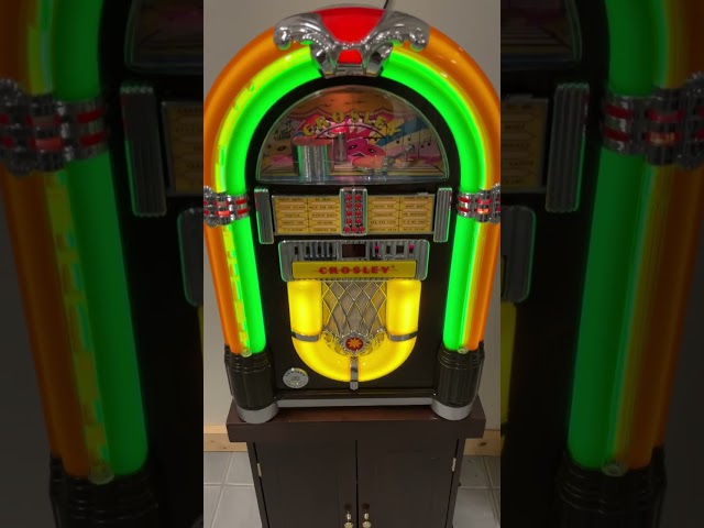 1032821 Jukebox