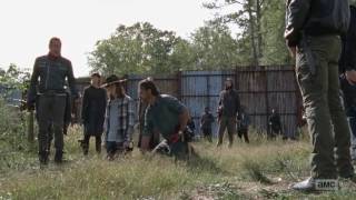 The Walking Dead:Rick droht Negan ihn zu töten/Shiva rettet Carl.