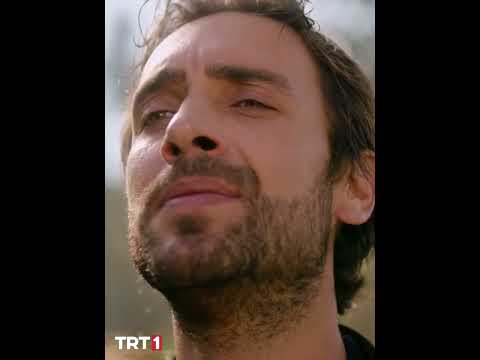 Nam-ı diğer öforik Esme 😂 #TaşacakBuDeniz yeni bölümüyle yarın akşam ve her Cuma 20.00’de @trt1’de!