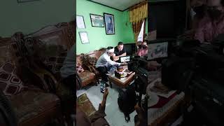 Download lagu Wow VIRAL VICKY TEMUI AA AKMAL CUCU MAK EROT mp3