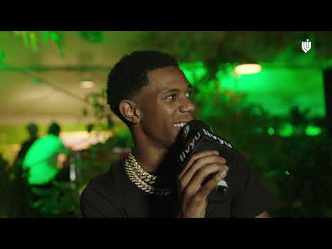 livyu x splash!21 x Shout Outs