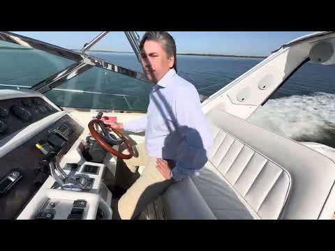 Sea Ray 400 Express Cruiser video