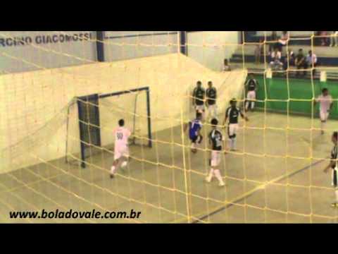 Poço Fundo 7 X 4 Areião: Decisão do Futsal 2010 de Canelinha