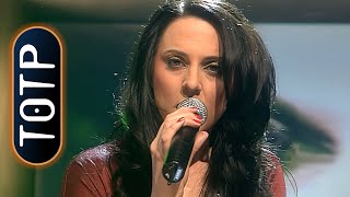 Melanie C - Better Alone (Live at TOTP 25.02.2006) • HD