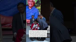 Download lagu Hishammuddin Hussein ke Pelancaran Memoir Oleh Tun Mahathir Yang Mengenai Tan Sri Dr Yahya Awang mp3 Download lagu Hishammuddin Hussein ke Pelancaran Memoir Oleh Tun Mahathir Yang Mengenai Tan Sri Dr Yahya Awang mp3