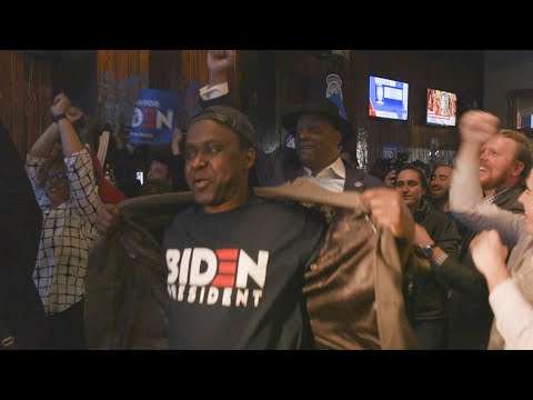 喬-拜登支持者慶祝密歇根州初選勝利 (Joe Biden Supporters Celebrate Primary Win in Michigan)