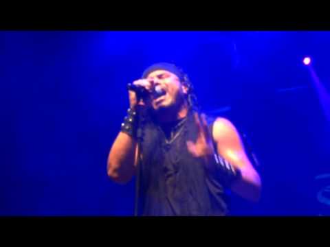 SOTO - When I'm Older - live at Opera de Arame - Curitiba, Brazil - 21/05/2016