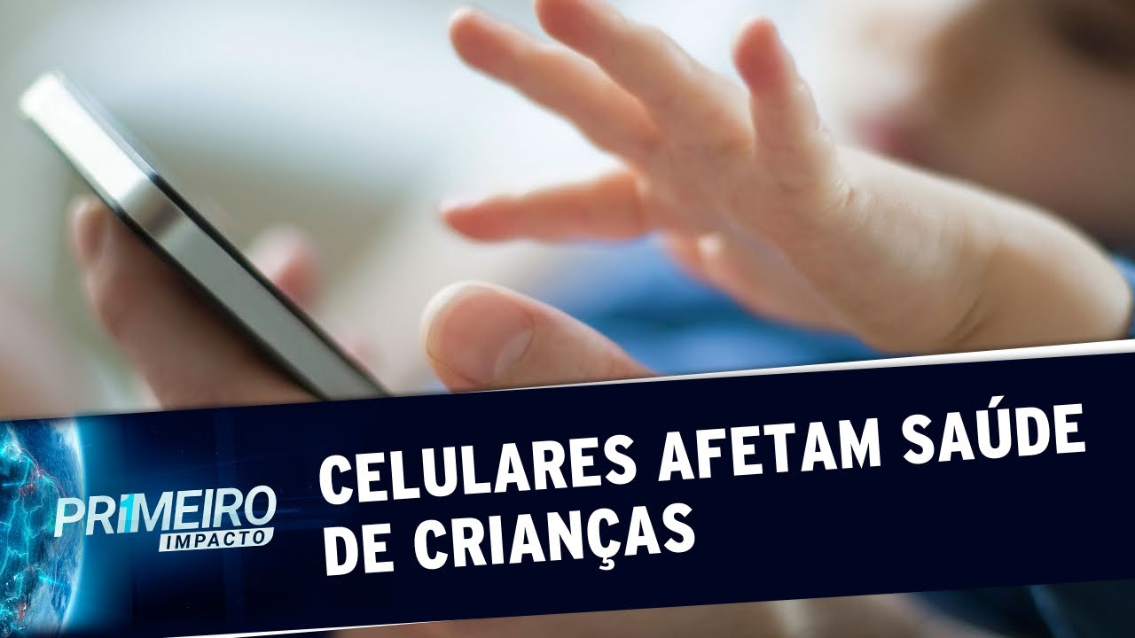Uso de celular em excesso por crianças pode causar danos a saúde | Primeiro Impacto (08/08/19)