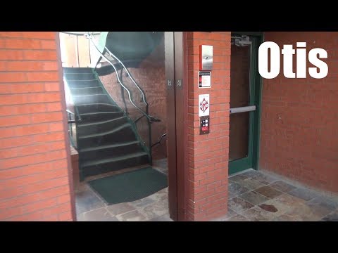 Otis Hydraulic Elevator @ 303 E Main - Barrington, IL