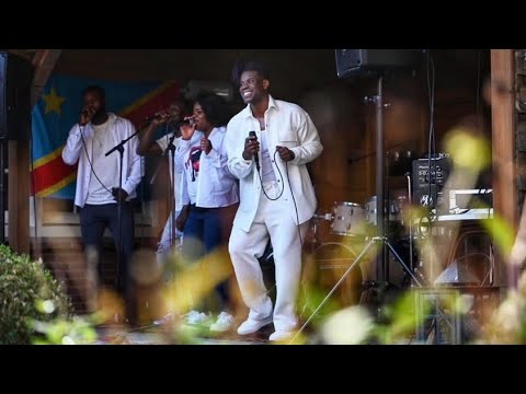 Performance K-Lito at Huiskamerfestival 2022