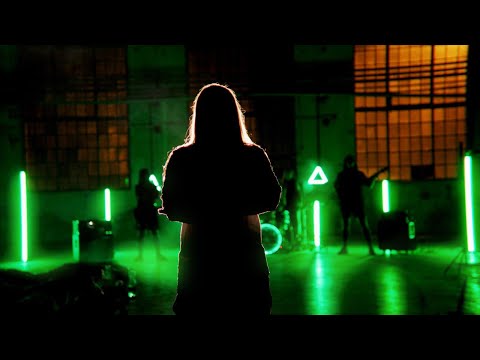 Toxic Paradise - TOXIC PARADISE - Ve Tmě (Official Video)