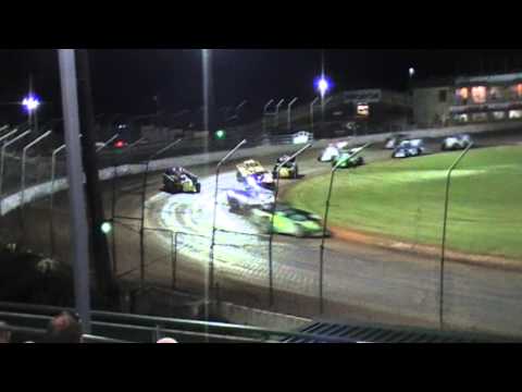V8 Dirt Modifieds Topless Triple Twenty - Race 2 - Lismore Speedway - 07.03.15