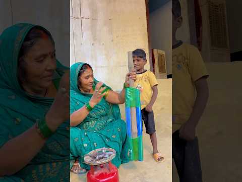 Maa ne vikas ke liye banaya cricket bat 🏏 #shorts